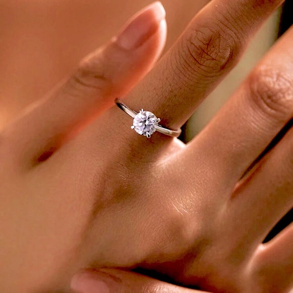 zoeserendipity Jewelry - 1ct Round Brilliant Cut Moissanite Diamond Ring